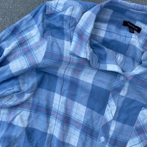 Woman's  Soft Plaid Flannel Button Down Size Medium - Picture 7 of 15